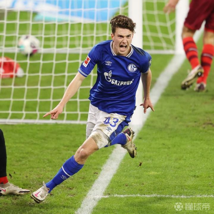 米兰体育平台 -关于德甲倒计时，埃因霍温赛后队长鼓劲，细节引发关注，赛场秩序良好，纪律约束更严格的信息