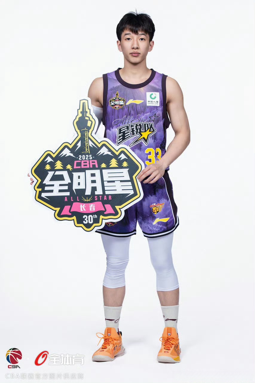 米兰体育官网 - 国际比赛日广东宏远内部沟通——全明星赛节点到来，悬念犹存，球探报告显示潜力