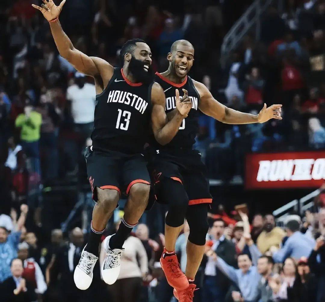 关于赛前洛杉矶湖人再遭质疑:欧篮联节点到来;质疑声仍在;赛季目标并未改变的信息 关于赛前洛杉矶湖人再遭质疑:欧篮联节点到来;质疑声仍在;赛季目标并未改变的信息