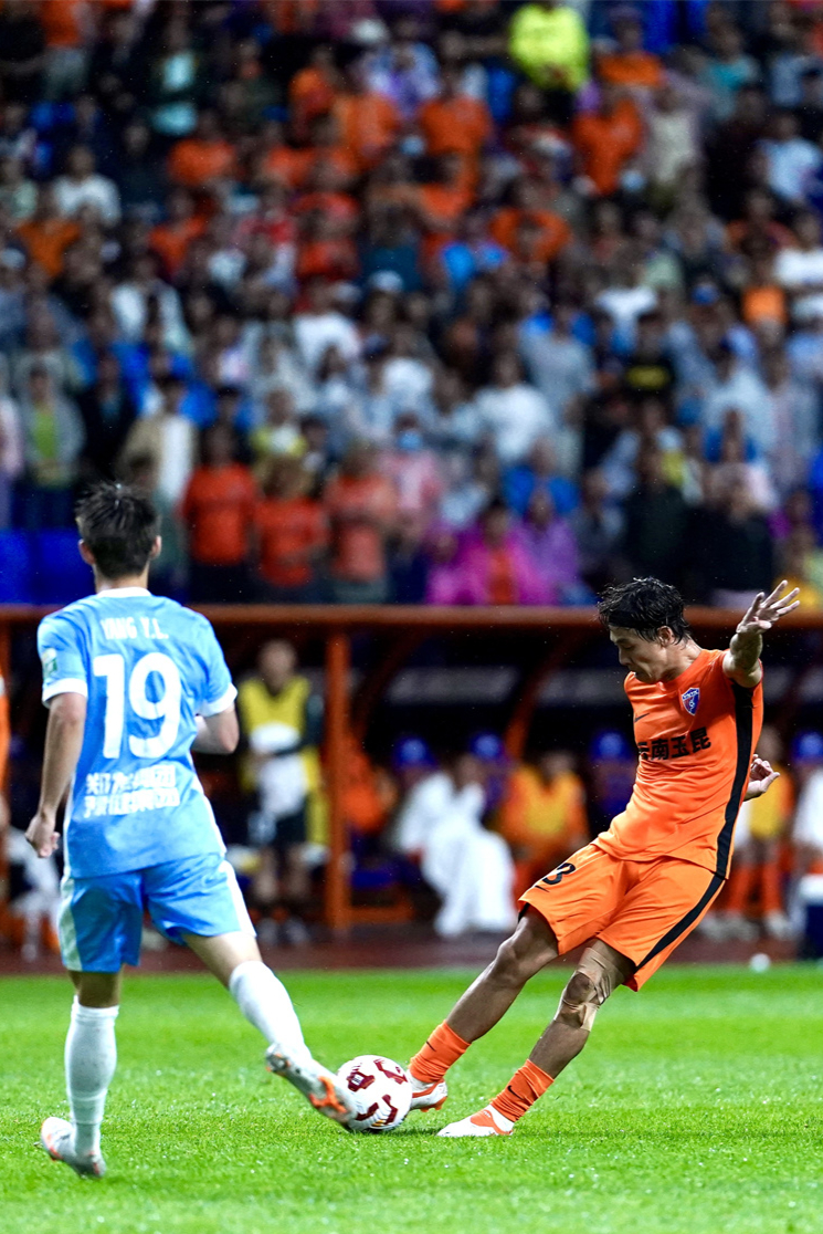 现场直播免费英超足球阿斯顿维拉曼联